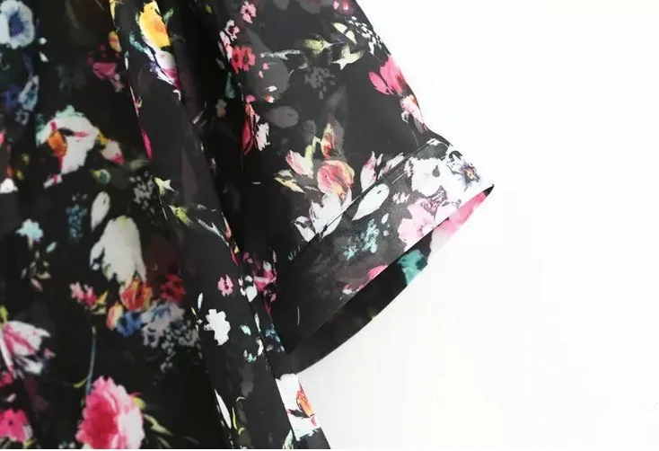 Woman Open Stitch Blouse Chic Three Quarter Sleeve Long Female Skirt Street Wear New Arrival Chiffon Print
Woman Open Stitch Blouse Chic Three Quarter Sleeve Long Female Skirt Street Wear New Arrival Chiffon Print