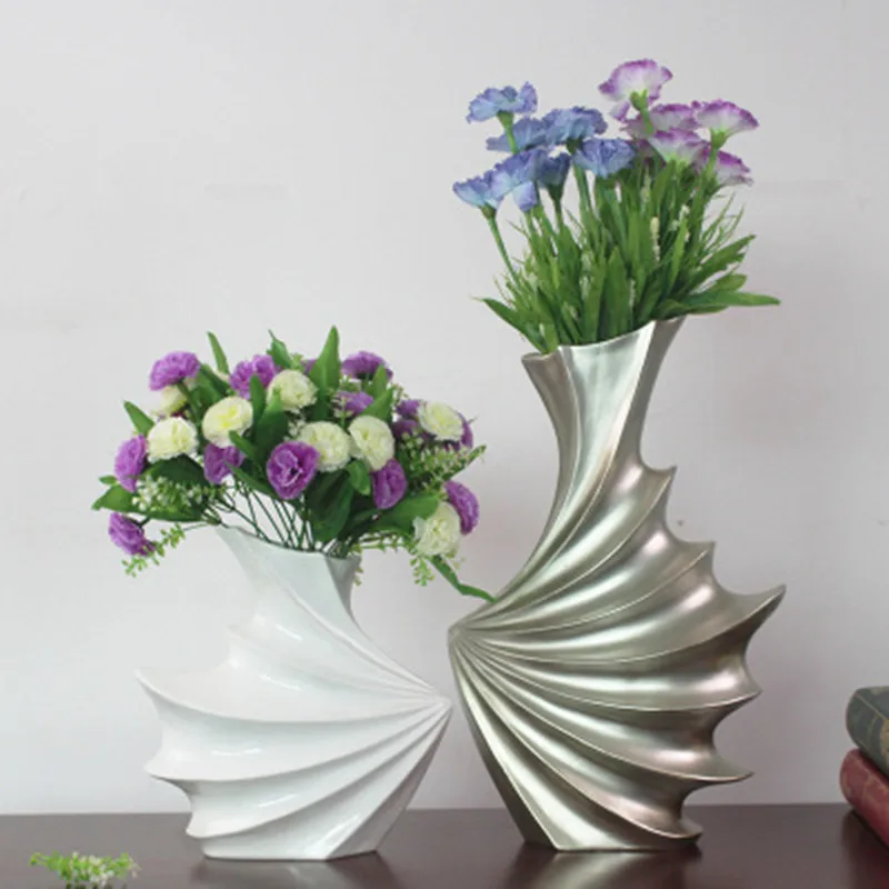 Modern Simple Abstraction Geometry Resin Vase Creative Living Room Coffee Table Desktop Flower Arrangement Vase X4907 
Modern Simple Abstraction Geometry Resin Vase Creative Living Room Coffee Table Desktop Flower Arrangement Vase X4907