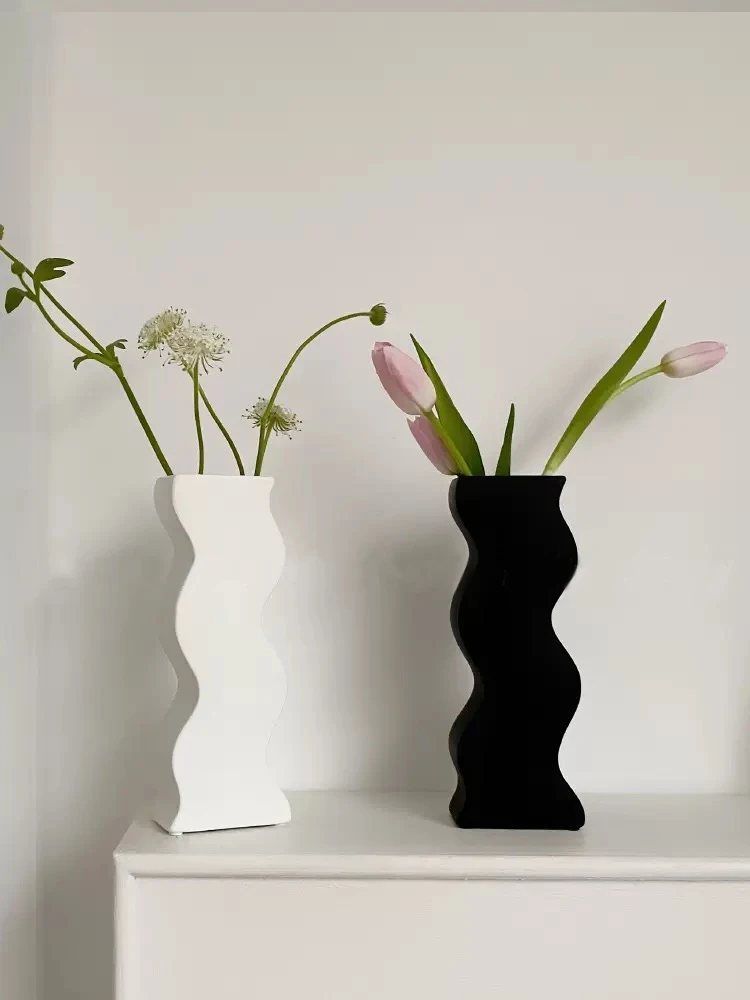 Скандинавская крученая ваза, настольные керамические украшения, несимметричные волны, простая декоративная Цветочная композиция, поделки ...
Скандинавская крученая ваза, настольные керамические украшения, несимметричные волны, простая декоративная Цветочная композиция, поделки ...