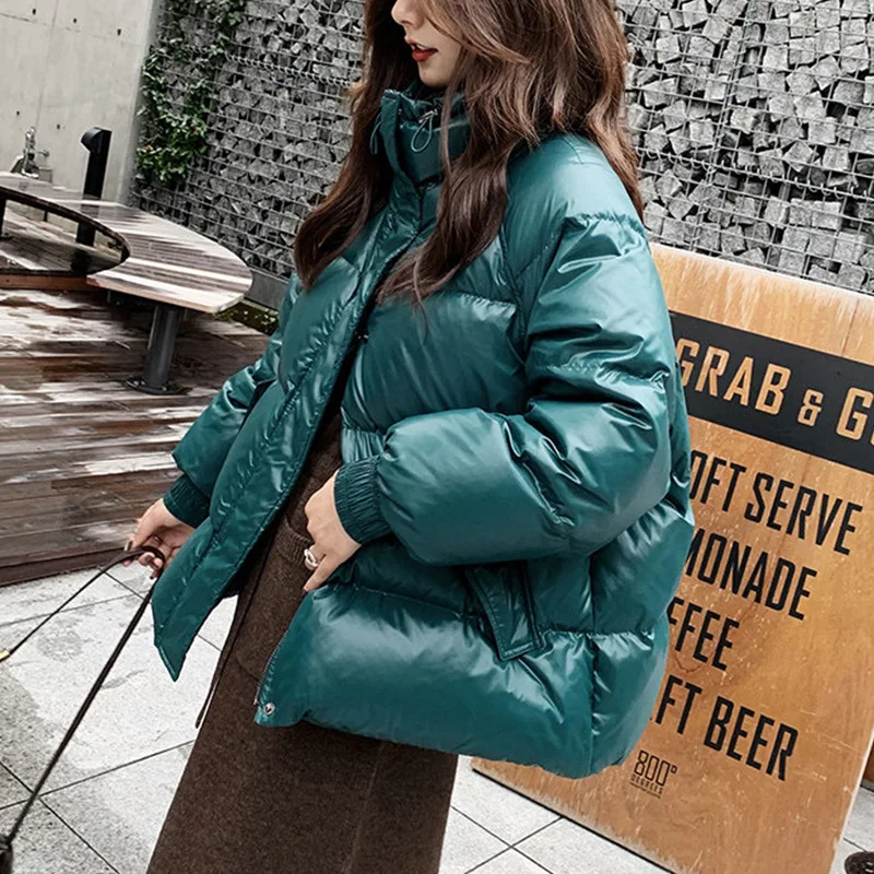 Winter new style small white duck down warm bread jacket down jacket women short thickened stand-up collar fashion Korean women
Winter new style small white duck down warm bread jacket down jacket women short thickened stand-up collar fashion Korean women