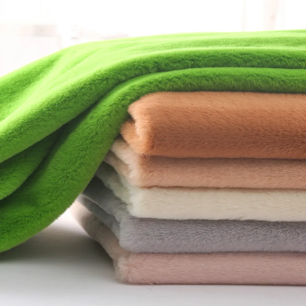Imitation Rex Rabbit Fur grass fabric thickened long plush fabric for garment home textile DIY Sewing Materials 1MX1.6M
Imitation Rex Rabbit Fur grass fabric thickened long plush fabric for garment home textile DIY Sewing Materials 1MX1.6M