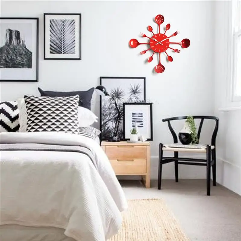 Cutlery Metal Kitchen Wall Clock Spoon Fork Creative Quartz Wall Mounted Clocks Modern Design Decorative Horloge Murale Hot Sale
Cutlery Metal Kitchen Wall Clock Spoon Fork Creative Quartz Wall Mounted Clocks Modern Design Decorative Horloge Murale Hot Sale