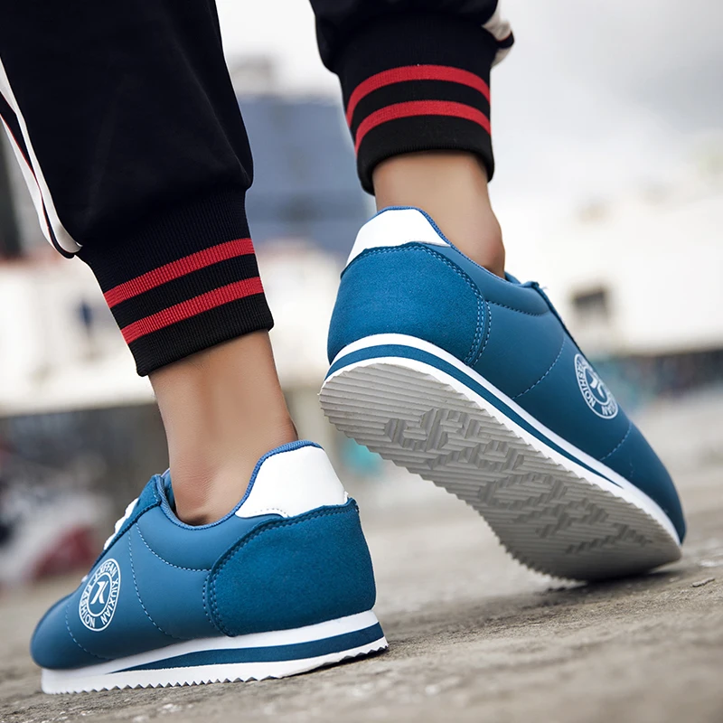 2020 new forrest shoes men's low-top round toe casual sneakers trend running shoes breathable couple sports shoes
2020 new forrest shoes men's low-top round toe casual sneakers trend running shoes breathable couple sports shoes
