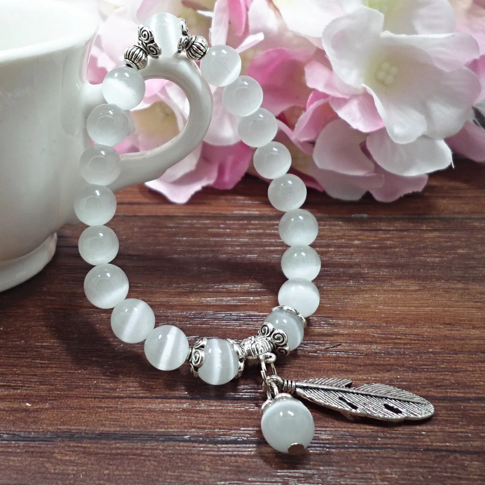Natural Crystal Bead Bracelets for Women Fashion Stainless Steel Pendant Hand Chain Ethnic Style Ladies Trend Handmade Jewelry
Natural Crystal Bead Bracelets for Women Fashion Stainless Steel Pendant Hand Chain Ethnic Style Ladies Trend Handmade Jewelry