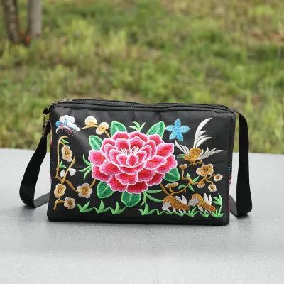 

Nice national embroidery women shopping handbags!New Multi floral prints lady Three-zippers shoulder bag Top-sale canvas Carrier