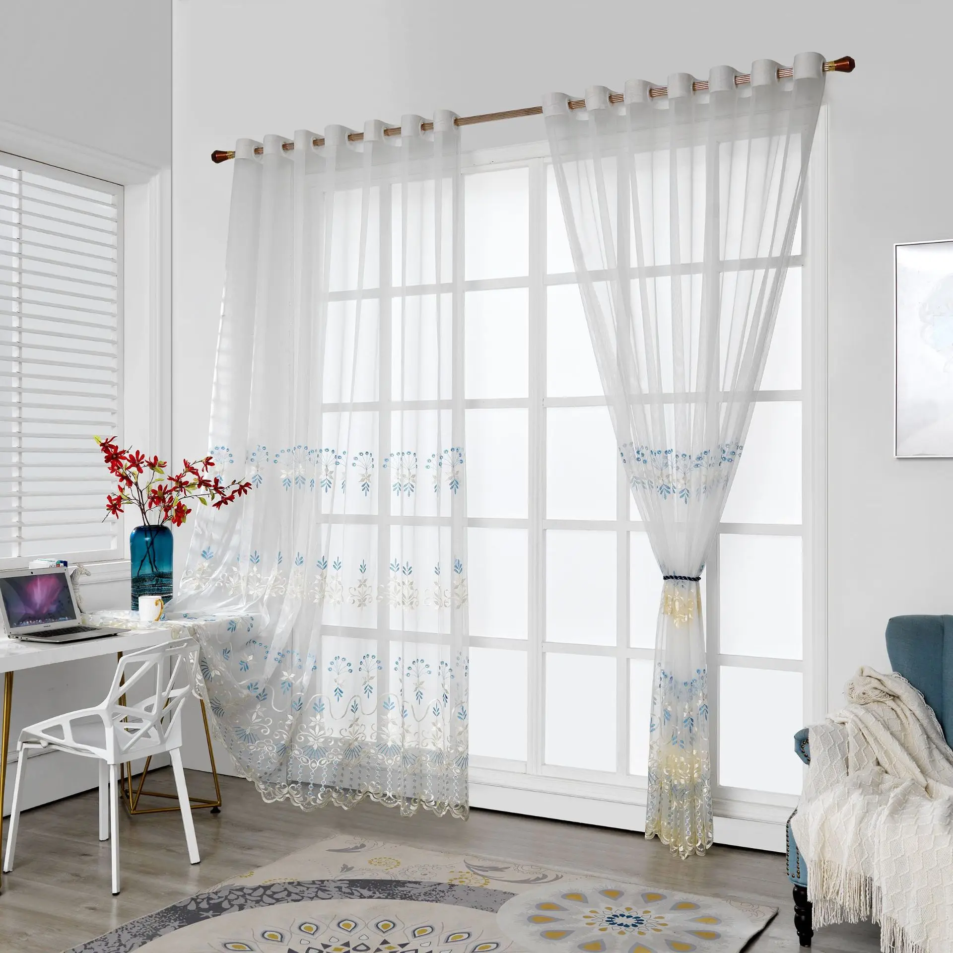 2022 New Modern Minimalist Ins Peacock Embroidered Light Luxury Sheer Window Tulle Home Curtains for Living Dining Room Bedroom
2022 New Modern Minimalist Ins Peacock Embroidered Light Luxury Sheer Window Tulle Home Curtains for Living Dining Room Bedroom