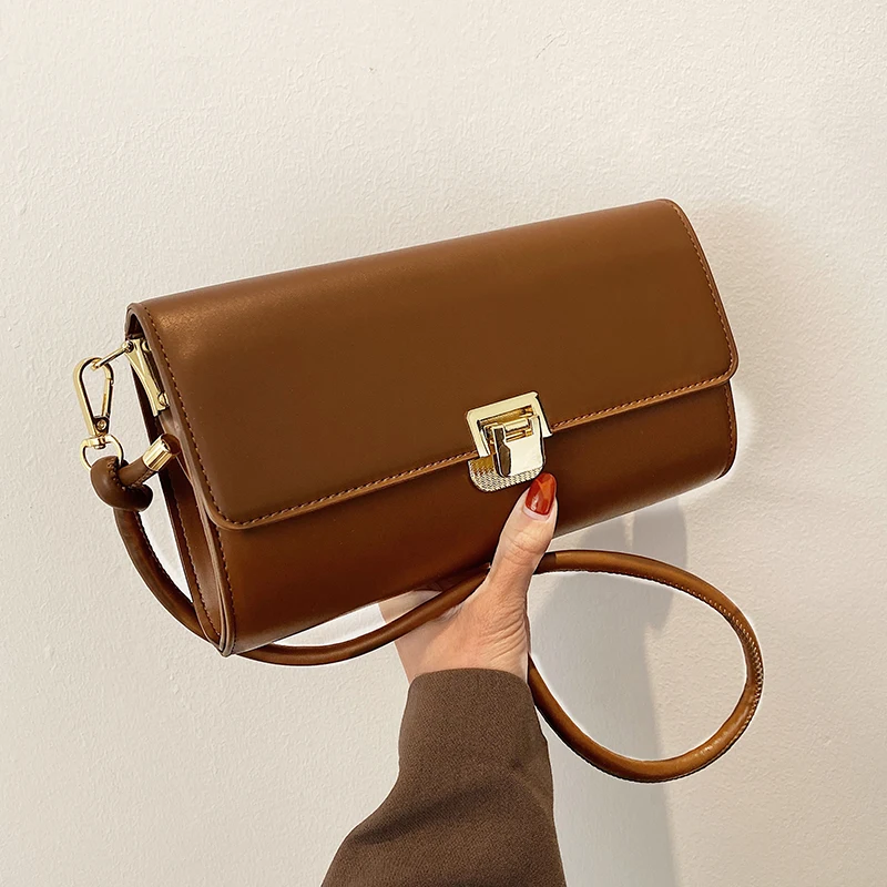 VeryMe Exquisite Hasp Pu Leather Subaxillary Bags Solid Color Shoulder Crossbody Pack Fashion Female Handbag Bandoleras De Mujer
VeryMe Exquisite Hasp Pu Leather Subaxillary Bags Solid Color Shoulder Crossbody Pack Fashion Female Handbag Bandoleras De Mujer
