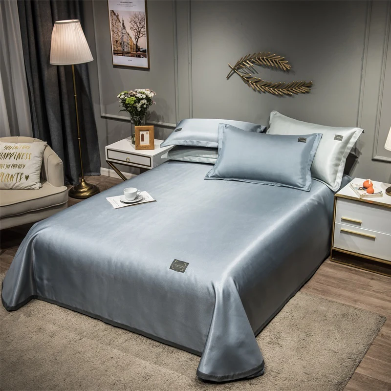 2021 Newest Products Pure Color Embroidered ice Silk Mat Bed Cover fitted sheet Pillowcases 3 pcs Luxury Bedding Gray Blue Color
2021 Newest Products Pure Color Embroidered ice Silk Mat Bed Cover fitted sheet Pillowcases 3 pcs Luxury Bedding Gray Blue Color