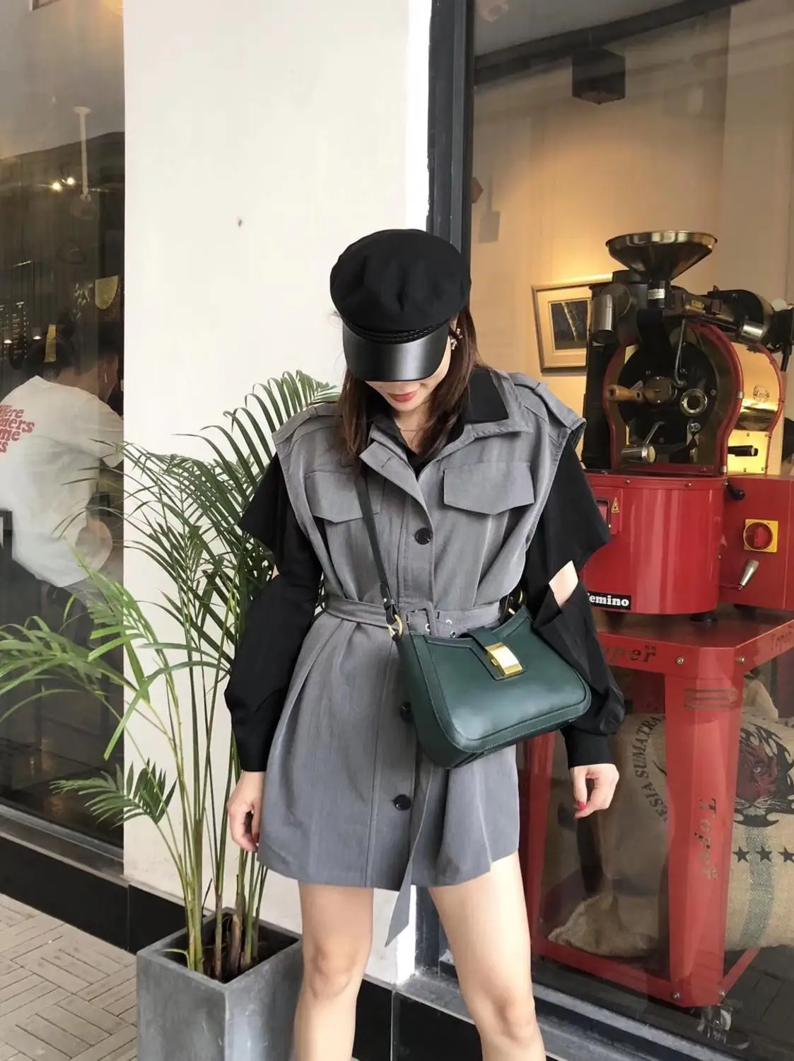 free shipping 2020 the new style fashion and classic genuine cow leather women one shoulder bag crossbody bag 28cm 5color
free shipping 2020 the new style fashion and classic genuine cow leather women one shoulder bag crossbody bag 28cm 5color
