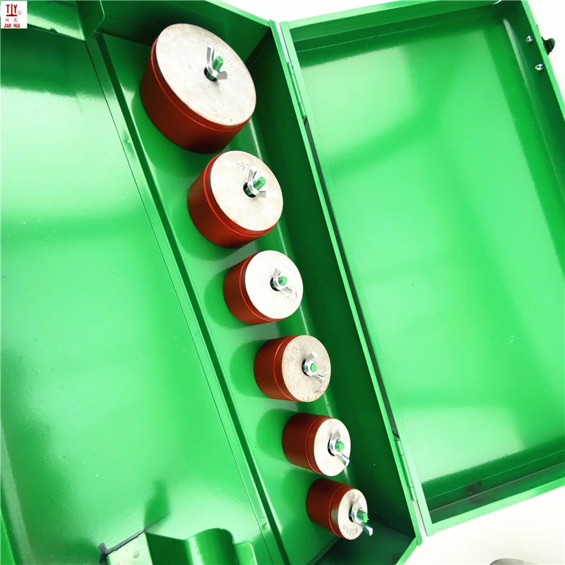 Soudeuses bout bout 1200W 20-63mm PP / PPR / PB / PE Pipe Welding Machine Tube Electric Heating Hot Melt Tool
Soudeuses bout bout 1200W 20-63mm PP / PPR / PB / PE Pipe Welding Machine Tube Electric Heating Hot Melt Tool