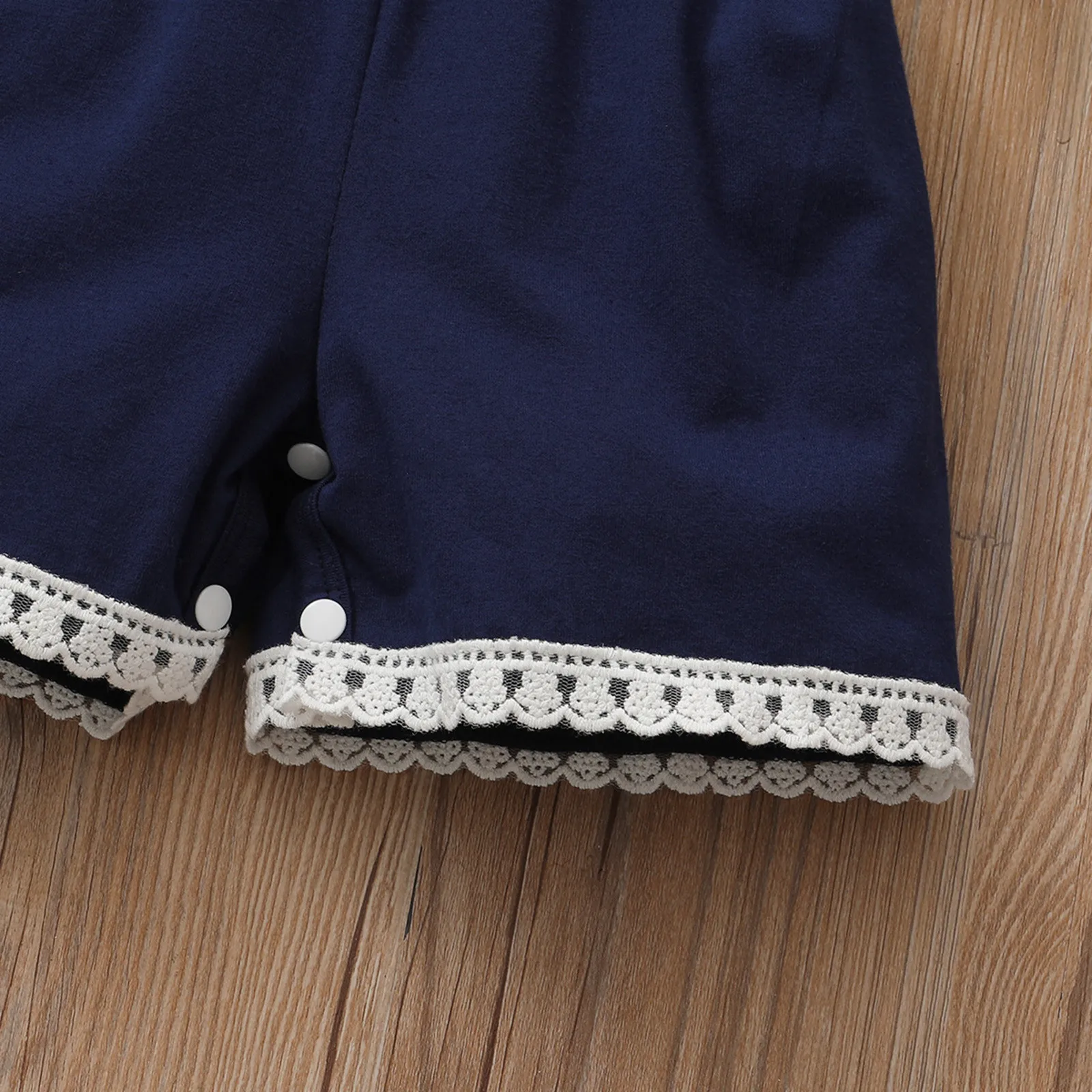 Newborn Infant Baby Girls Valentine Ruffled Leopard Heart Print Romper Bodysuit clothes for newborns ensemble enfant fille E1 
Newborn Infant Baby Girls Valentine Ruffled Leopard Heart Print Romper Bodysuit clothes for newborns ensemble enfant fille E1