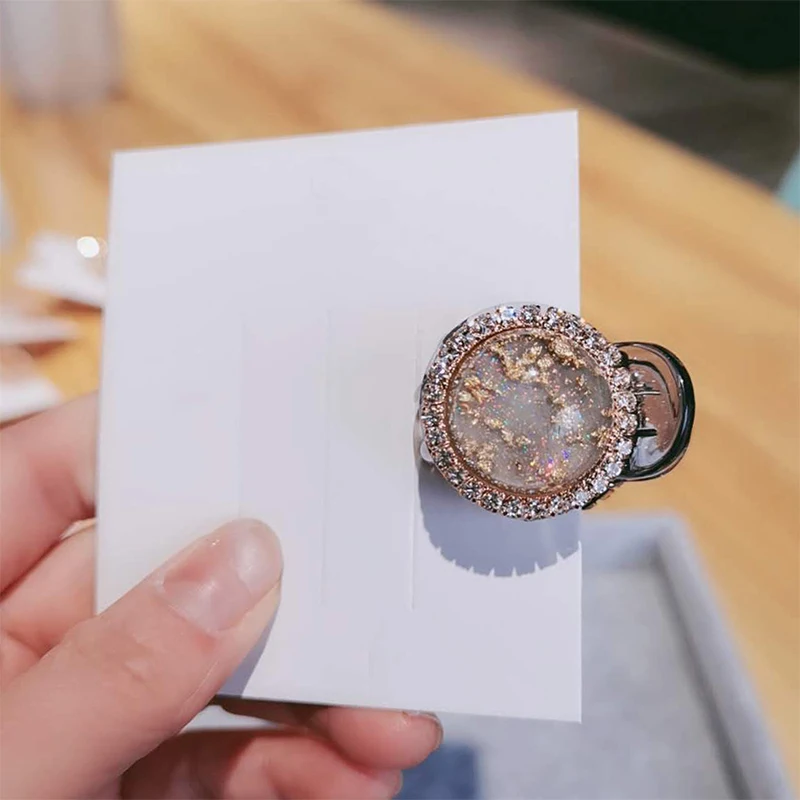 2020 New Fashion Shiny Rhinestone Crystal Hair Clip Hairpins For Women Barrettes Female Headwear Hair Accessories
2020 New Fashion Shiny Rhinestone Crystal Hair Clip Hairpins For Women Barrettes Female Headwear Hair Accessories