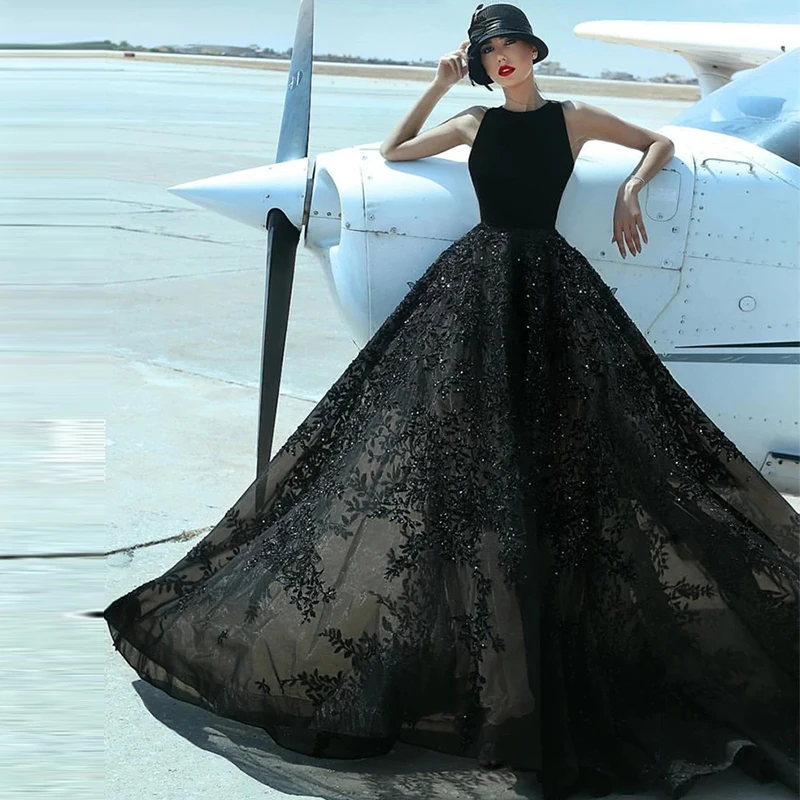 Elegant A Line Black Lace Organza Evening Dresses Scoop Floor Length Prom Dresses Applique Beaded Long Formal Dresses 2020
Elegant A Line Black Lace Organza Evening Dresses Scoop Floor Length Prom Dresses Applique Beaded Long Formal Dresses 2020