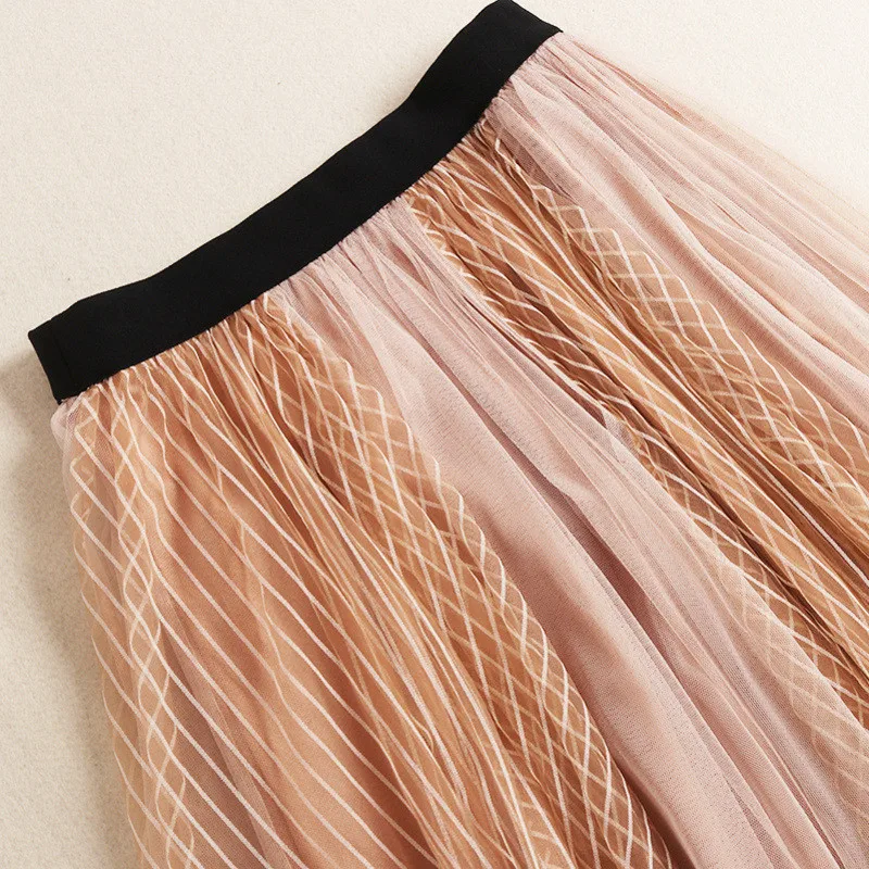 2021 Spring Runway Designer Office Lady Two Piece Outfit Notched Blazer and Mid Mesh Skirt Suit Matching Set Party Twinset
2021 Spring Runway Designer Office Lady Two Piece Outfit Notched Blazer and Mid Mesh Skirt Suit Matching Set Party Twinset