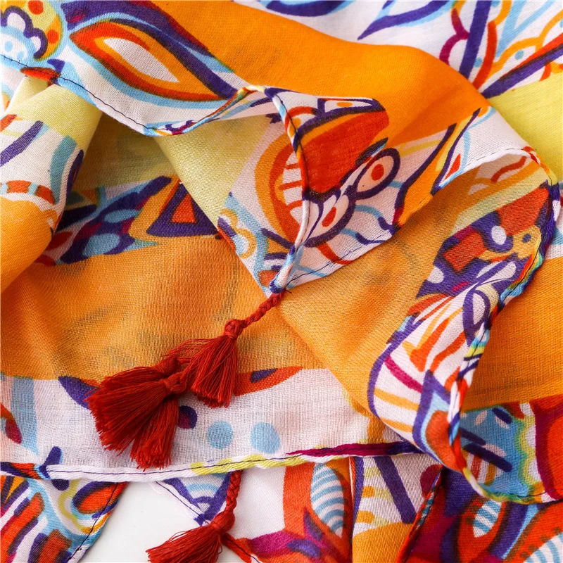 2020 ethnic style spring and autumn women print silk scarves Fashion Cotton and linen scarf Multicolor sunscreen quality shawl
2020 ethnic style spring and autumn women print silk scarves Fashion Cotton and linen scarf Multicolor sunscreen quality shawl