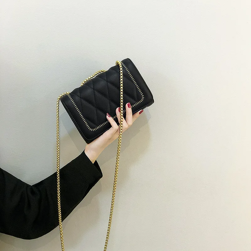 New Woman Shoulder Bag Fashion PU Chain Messenger Bag High Quality Handbag Large Capacity Shopping Bag Female Bag Trend In 2021
New Woman Shoulder Bag Fashion PU Chain Messenger Bag High Quality Handbag Large Capacity Shopping Bag Female Bag Trend In 2021
