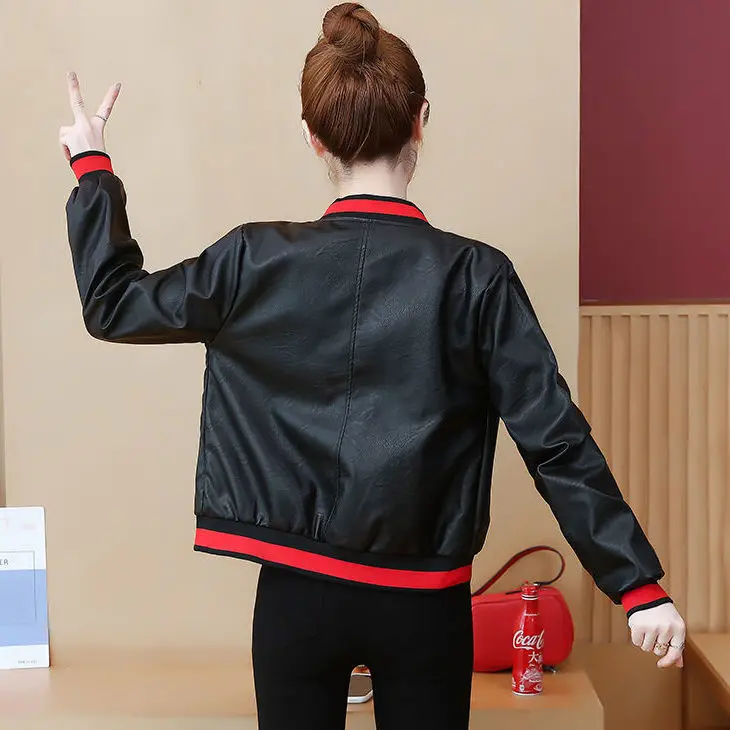 Leather Women's Short Style Autumn and Autumn 2020 New Korean Women's Loose Motorcycle Leather Jacket Baseball Jacket 
Leather Women's Short Style Autumn and Autumn 2020 New Korean Women's Loose Motorcycle Leather Jacket Baseball Jacket