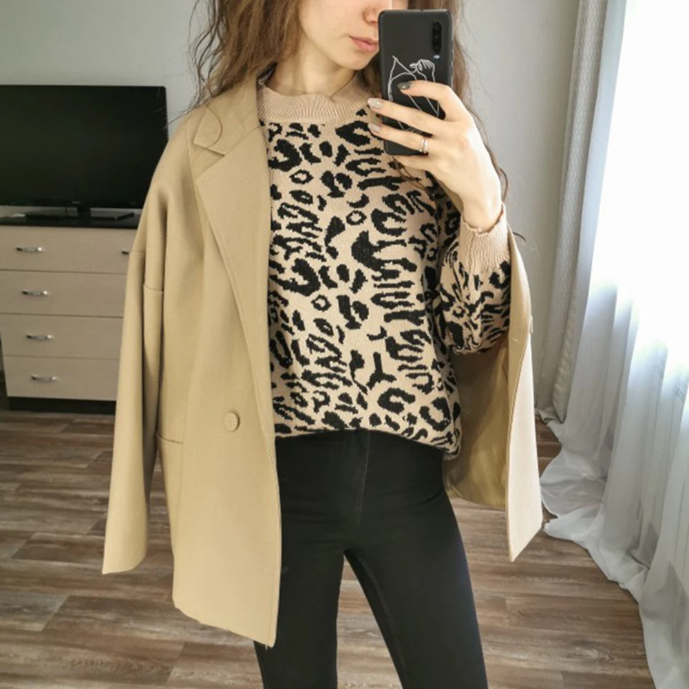 Свитер женский вязаный с леопардовым принтом, с высоким воротником
Свитер женский вязаный с леопардовым принтом, с высоким воротником