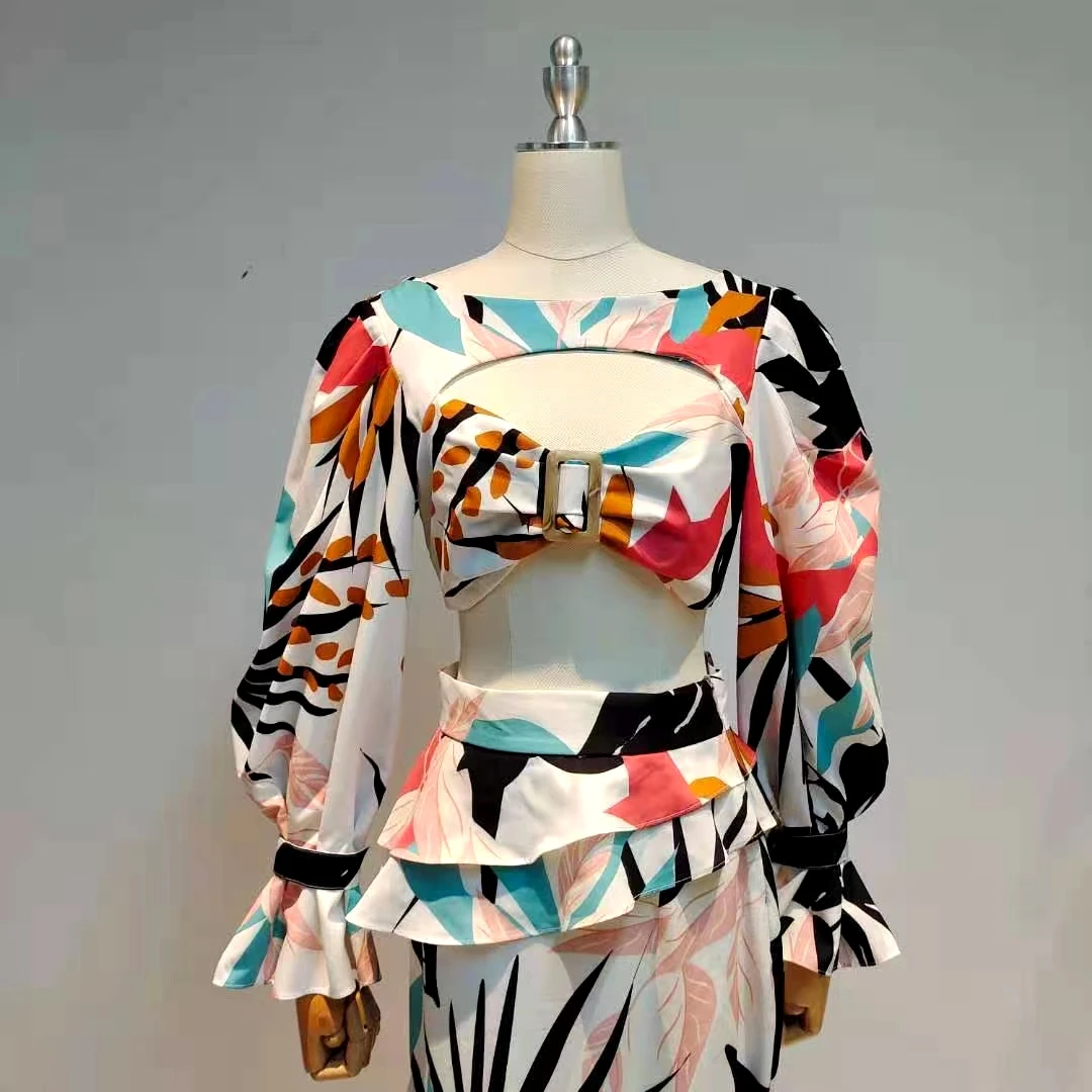 Ladies S clothing long skirt 2021 new elegant ladies long print pink retro black sexy casual dress 
Ladies S clothing long skirt 2021 new elegant ladies long print pink retro black sexy casual dress