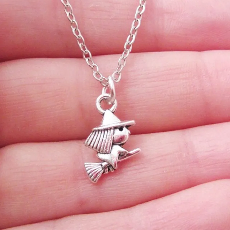NEW ,16x11x3mm Antique Silver Plated Magician/Witch Pendants Necklace Witch on A Broom Charmp Pendant - Halloween Jewelry
NEW ,16x11x3mm Antique Silver Plated Magician/Witch Pendants Necklace Witch on A Broom Charmp Pendant - Halloween Jewelry