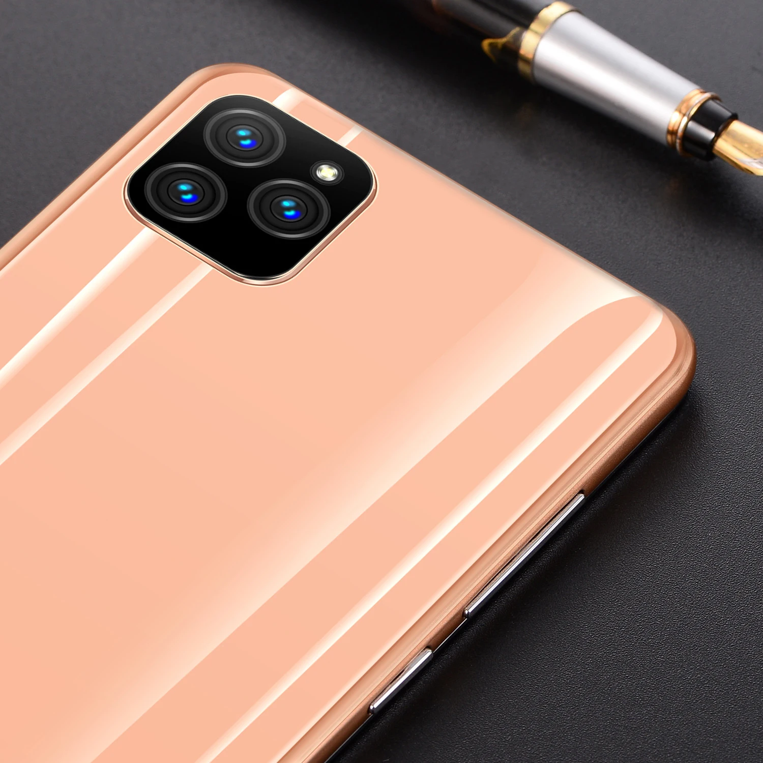 I13 Puls Smartphone 5.8Inch Full Screen 8 Core CPU 4000mAh 4G 64G 4G Intelligent wake-up, face recognition, fingerprint unlock
I13 Puls Smartphone 5.8Inch Full Screen 8 Core CPU 4000mAh 4G 64G 4G Intelligent wake-up, face recognition, fingerprint unlock