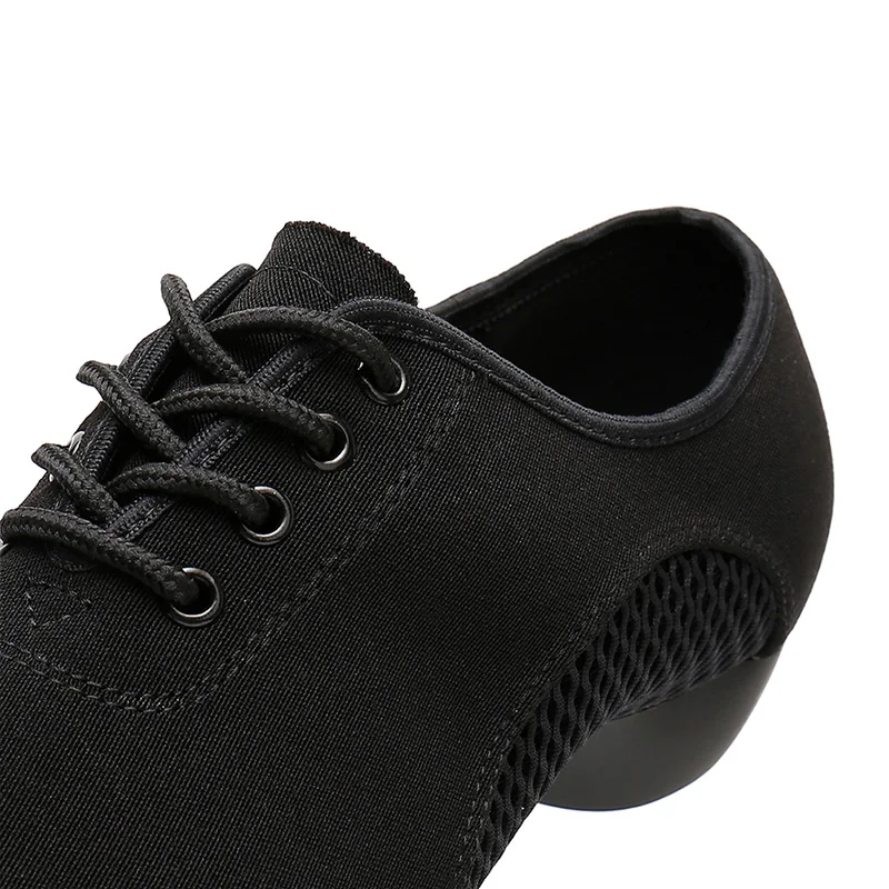Men shoes Latin Dance Shoes Adult two point Soles Teacher Shoes Soft base Dance shoes male Oxford Cloth dancing Shoes For Boy
Men shoes Latin Dance Shoes Adult two point Soles Teacher Shoes Soft base Dance shoes male Oxford Cloth dancing Shoes For Boy