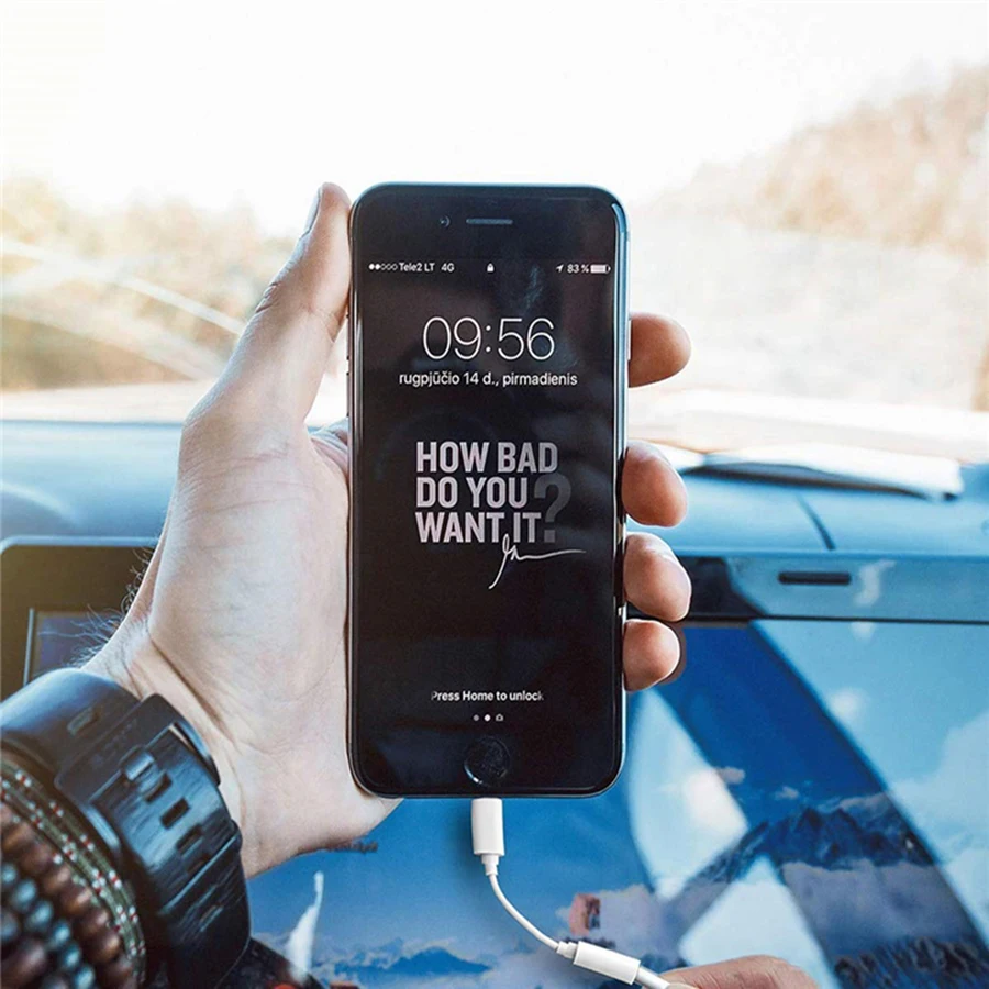 Bluetooth Headphone jack adapter 8pin to 3.5 mm cable converter for iphone 7 8 10 11 12 pro max plus IOS 14 above 
Bluetooth Headphone jack adapter 8pin to 3.5 mm cable converter for iphone 7 8 10 11 12 pro max plus IOS 14 above