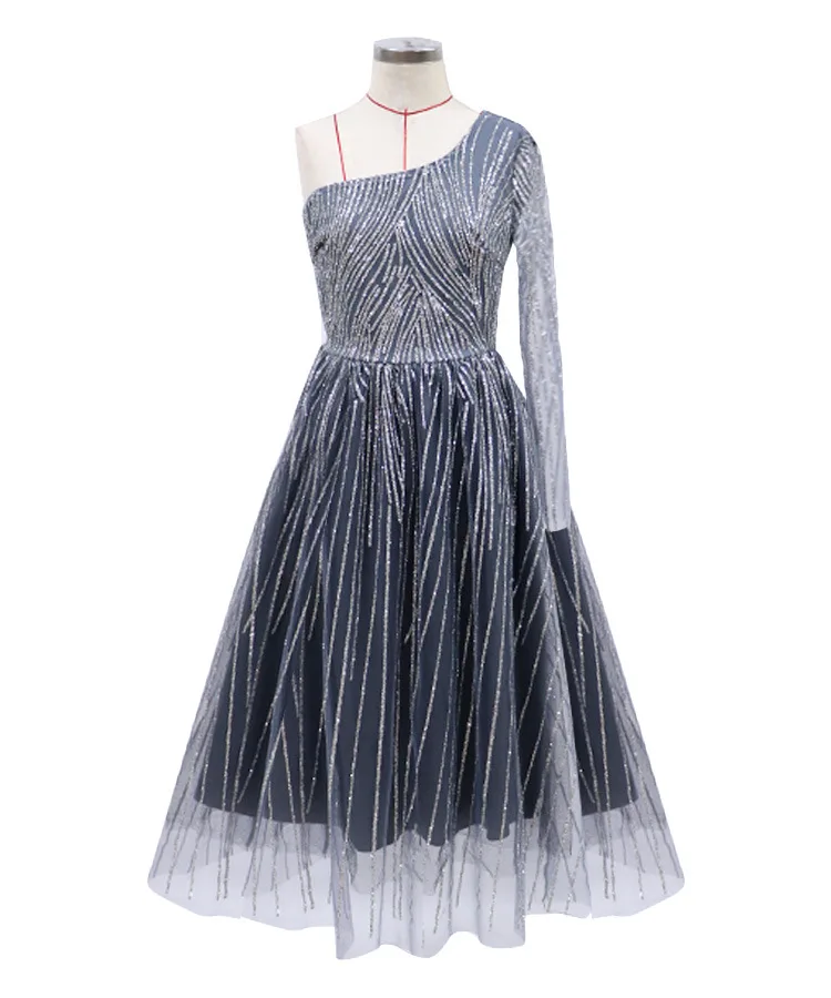 Fashion Women's Elegant Sequined Sleeveless Prom Vestido Female Lace Mesh Embroidered Evening Gown Party Dress A-line Dresses
Fashion Women's Elegant Sequined Sleeveless Prom Vestido Female Lace Mesh Embroidered Evening Gown Party Dress A-line Dresses