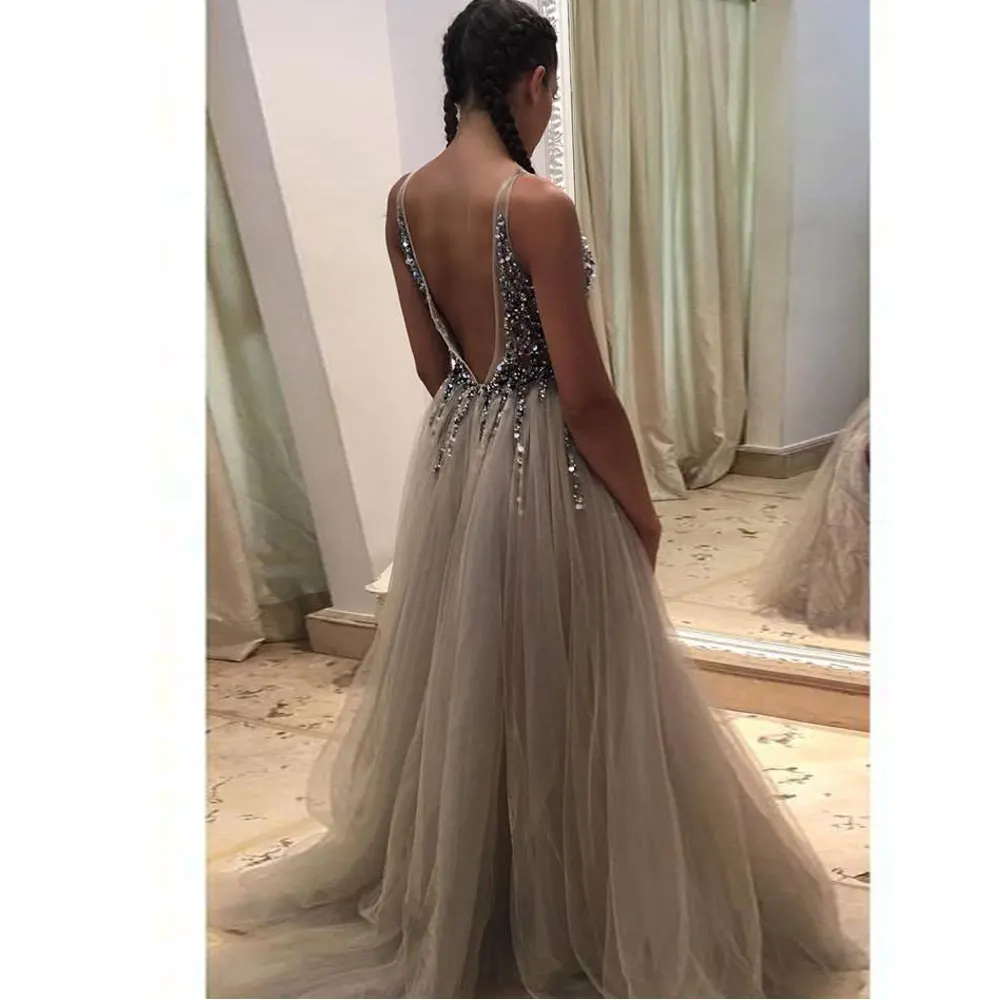Net/Tulle Evening Dresses A-line V-Neck Sweep/Brush Floor length Party Dresses Paillette / Sequin Beading Sleeveless Party Gowns
Net/Tulle Evening Dresses A-line V-Neck Sweep/Brush Floor length Party Dresses Paillette / Sequin Beading Sleeveless Party Gowns