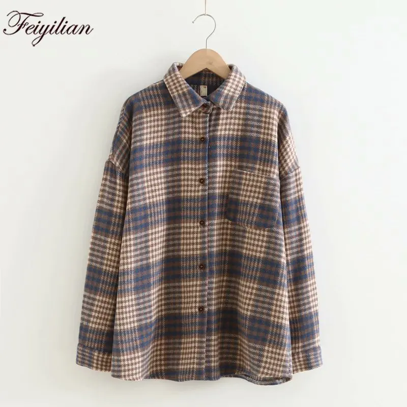 Plaid Shirt women's Retro Hong Kong style spring and autumn style thickened wool cloth loose wool coat Long sleeve bottom coat
Plaid Shirt women's Retro Hong Kong style spring and autumn style thickened wool cloth loose wool coat Long sleeve bottom coat