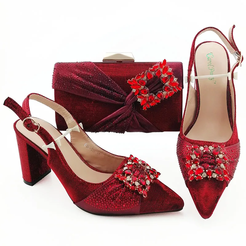 Hot Selling Red Color Rhinestone Woman Shoes And Matching Bag Set Nigerian Style Pumps Shoes And Bag Set For Party
Hot Selling Red Color Rhinestone Woman Shoes And Matching Bag Set Nigerian Style Pumps Shoes And Bag Set For Party
