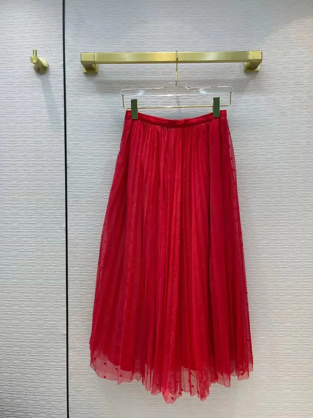 Fyion Sicily Women Long Skirt 2021 Runway Fashion Autumn Mesh Embroidery Casual Red / Black Ladies Hot Sale Pleated Skirt
Fyion Sicily Women Long Skirt 2021 Runway Fashion Autumn Mesh Embroidery Casual Red / Black Ladies Hot Sale Pleated Skirt