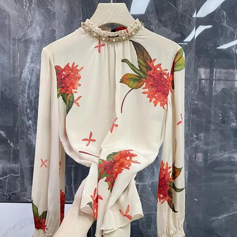 Ladies Printed Satin Top Shirt Beaded Lotus Leaf Collar Long Sleeve Retro Stretch Straight Loose Top 2021 Early Autumn New Shirt
Ladies Printed Satin Top Shirt Beaded Lotus Leaf Collar Long Sleeve Retro Stretch Straight Loose Top 2021 Early Autumn New Shirt