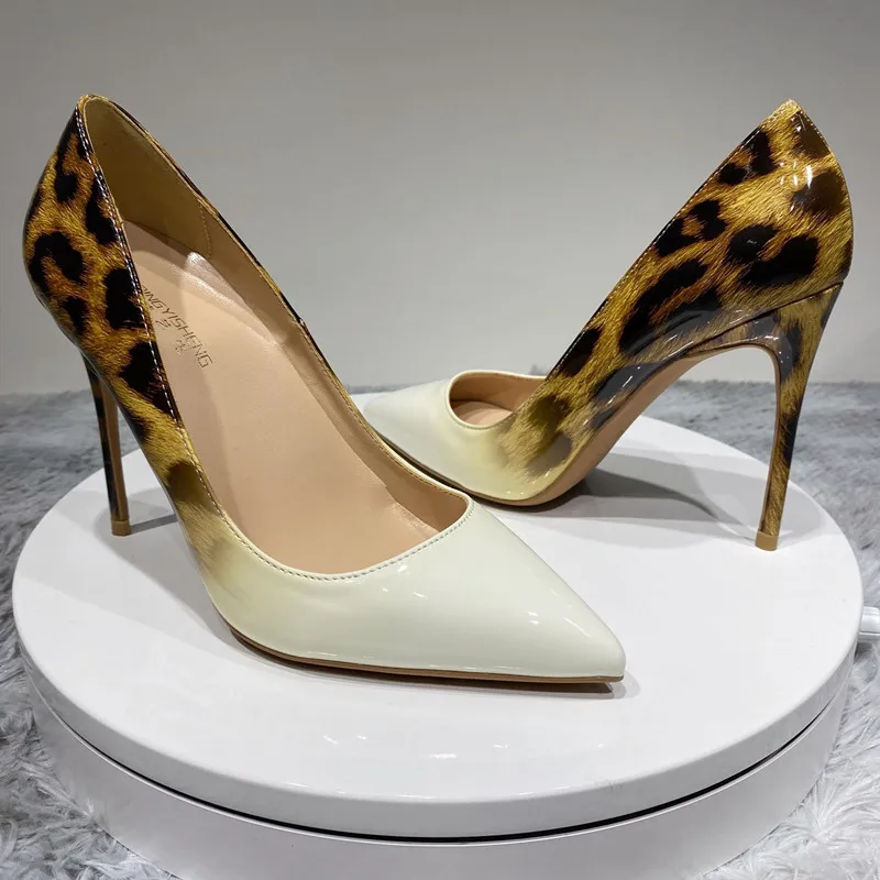 Women's leopard print dress shoes, pointed toe Sexy shoes, very high heel, for fiest
Women's leopard print dress shoes, pointed toe Sexy shoes, very high heel, for fiest