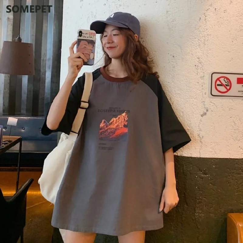 T-shirts Women Long Patchwork Graphic O-neck Three Quarter Sleeve Korean Preppy Style Design Elegant Ladies Kawaii Girls Hipster
T-shirts Women Long Patchwork Graphic O-neck Three Quarter Sleeve Korean Preppy Style Design Elegant Ladies Kawaii Girls Hipster