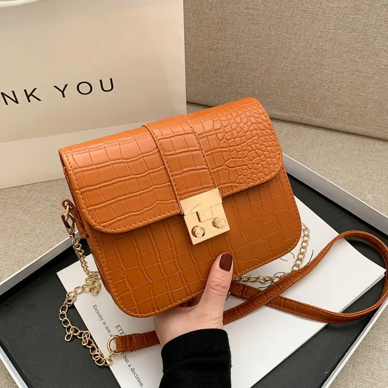 Handbag for Women 2021 Fashion Exquisite Shopping Bag Retro Casual Women Totes Shoulder Bags Female Leather Solid Color Chain
Handbag for Women 2021 Fashion Exquisite Shopping Bag Retro Casual Women Totes Shoulder Bags Female Leather Solid Color Chain