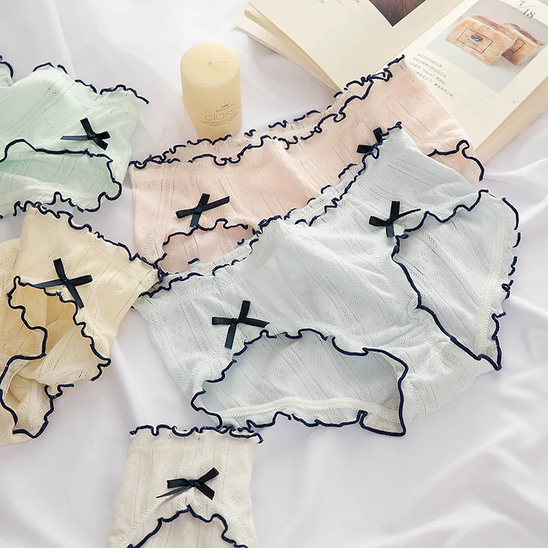Bow-knot Underwear Women Cotton Mid Waist Ruffle Panties Student Girl Seamless Lingerie Briefs
Bow-knot Underwear Women Cotton Mid Waist Ruffle Panties Student Girl Seamless Lingerie Briefs