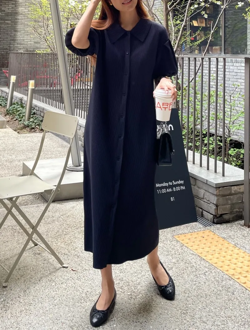 Women Dress 2021 Summer Korean Chic Ladies Retro Single-Breasted Loose Puff Sleeve Lapel Pleated Pit Strip Vestidos
Women Dress 2021 Summer Korean Chic Ladies Retro Single-Breasted Loose Puff Sleeve Lapel Pleated Pit Strip Vestidos