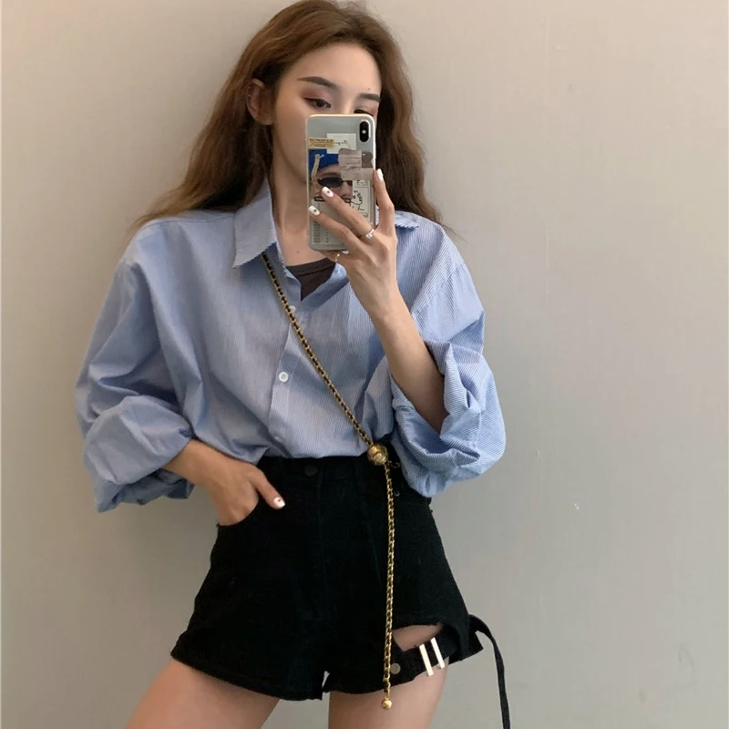 Streetwear Women's Short Jeans 2021 Spring Summer Fashion New High Waist Y2K Hot Pants A-shape Straight Denim Short Trouser
Streetwear Women's Short Jeans 2021 Spring Summer Fashion New High Waist Y2K Hot Pants A-shape Straight Denim Short Trouser