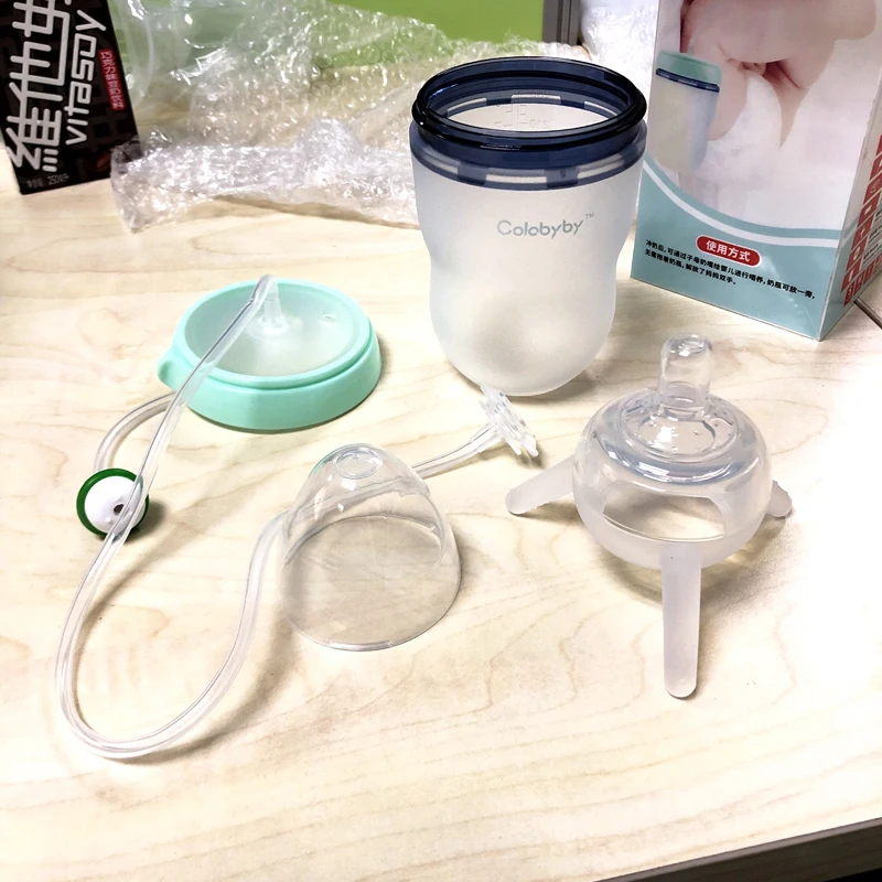 250ml Baby Bottle Silicone Sippy Children Training Baby Drinking Water Straw Feeding Bottle Hands-free bottle for comotomo
250ml Baby Bottle Silicone Sippy Children Training Baby Drinking Water Straw Feeding Bottle Hands-free bottle for comotomo