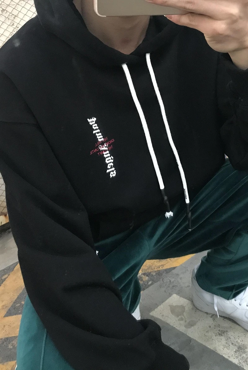 Palm Angels chest letter printing men and women Hoodies Sweatshirts loose wild 123254
Palm Angels chest letter printing men and women Hoodies Sweatshirts loose wild 123254