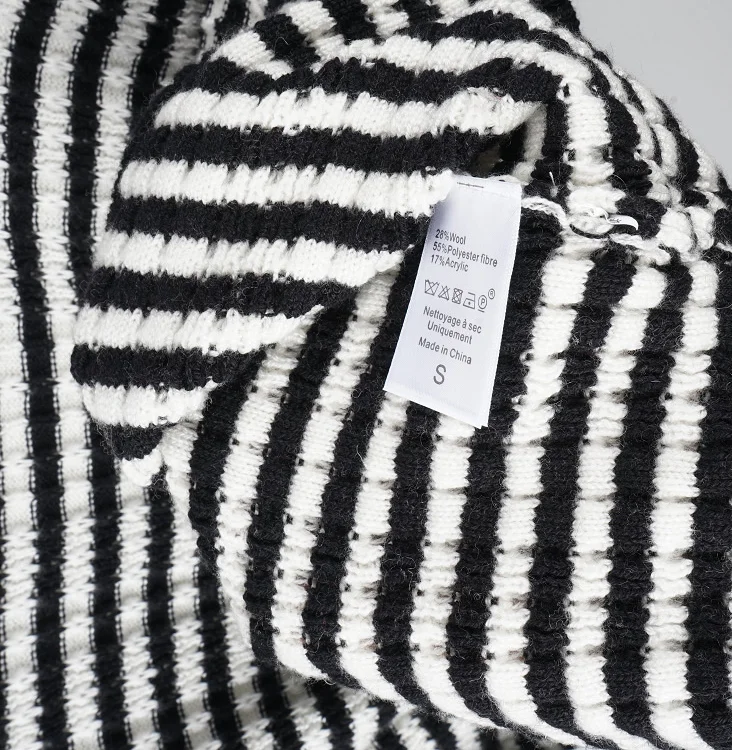 Wool Blend Women Contrast White Black Striped Contour Silhouette Sweater Pullover Jumper Top
Wool Blend Women Contrast White Black Striped Contour Silhouette Sweater Pullover Jumper Top