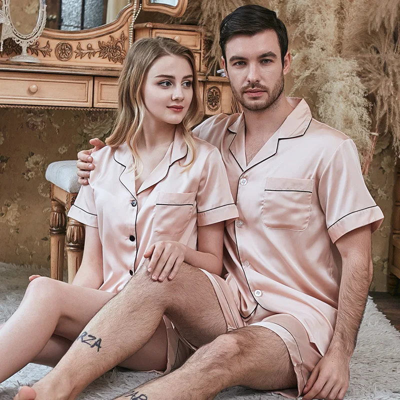 2020 Spring and Summer New Rayon Satin Couple Pajamas Suit Collar Short Sleeve Shorts Suit Cardigan Home Wear
2020 Spring and Summer New Rayon Satin Couple Pajamas Suit Collar Short Sleeve Shorts Suit Cardigan Home Wear