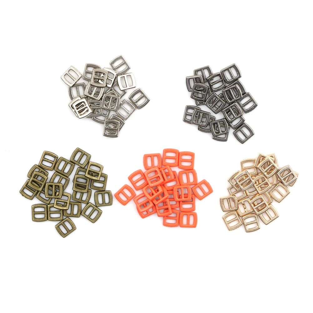 Newest 10pcs Mini Tri-glide 3 mm ultra-small belt buckle doll clothes buttons shoes buckle blyth doll clothing accessory
Newest 10pcs Mini Tri-glide 3 mm ultra-small belt buckle doll clothes buttons shoes buckle blyth doll clothing accessory
