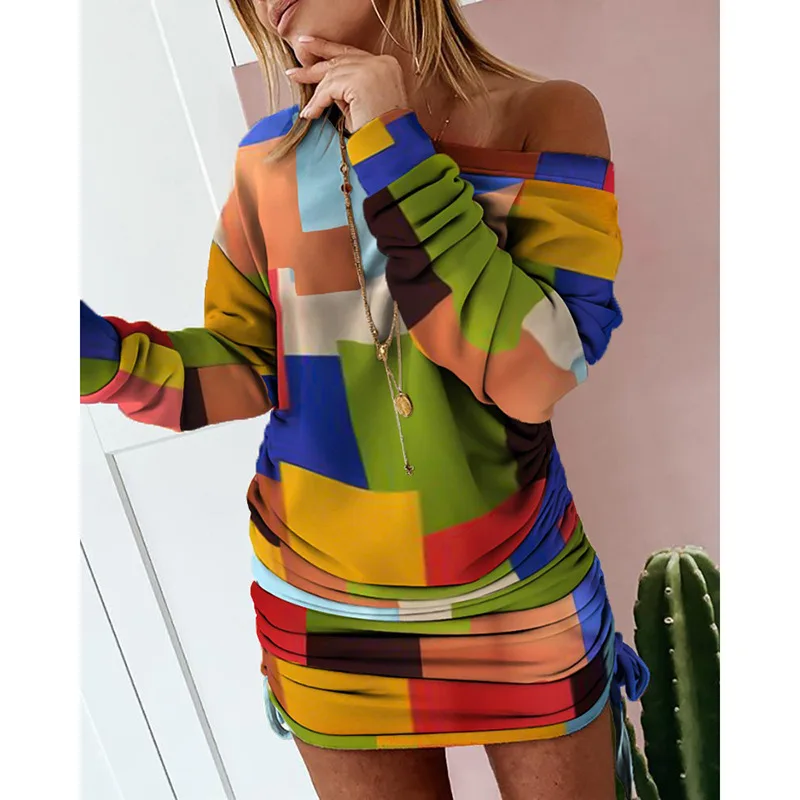 European and American Women's Color Contrast Printing Irregular Long Sleeve Dress
European and American Women's Color Contrast Printing Irregular Long Sleeve Dress