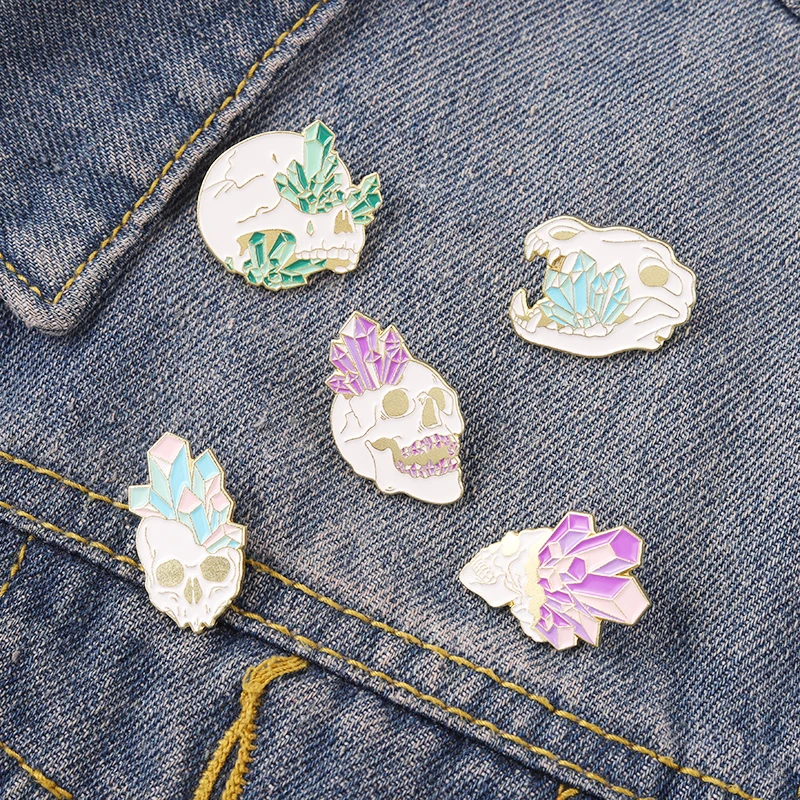Cartoon Skull Enamel Pins Playing Creative Design Crystal Mosaic Brooches Cartoon Animal Lapel Pin kindergarten Badge Jewelry
Cartoon Skull Enamel Pins Playing Creative Design Crystal Mosaic Brooches Cartoon Animal Lapel Pin kindergarten Badge Jewelry