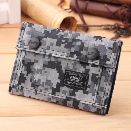 Fashion Camouflage Mens Wallet Hasp Nylon Short Wallet Passport Cover For Men Card Holder Coin Purse Boyfriend Gift
Fashion Camouflage Mens Wallet Hasp Nylon Short Wallet Passport Cover For Men Card Holder Coin Purse Boyfriend Gift