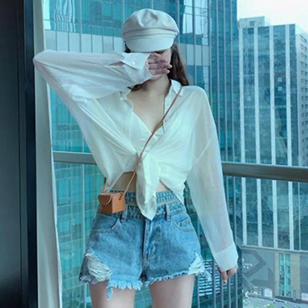 Summer Women Blouse Sexy Loose See-Through Beach Sunscreen Shirt Chiffon White Fashion Female Long Oversize Top Sleeve New V3X3
Summer Women Blouse Sexy Loose See-Through Beach Sunscreen Shirt Chiffon White Fashion Female Long Oversize Top Sleeve New V3X3