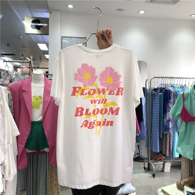 2021 Summer New Loose T-shirt Flower Letter Print Short-Sleeve White Bottoming T Shirt Female Fashion Plus Size Tops Pullover
2021 Summer New Loose T-shirt Flower Letter Print Short-Sleeve White Bottoming T Shirt Female Fashion Plus Size Tops Pullover