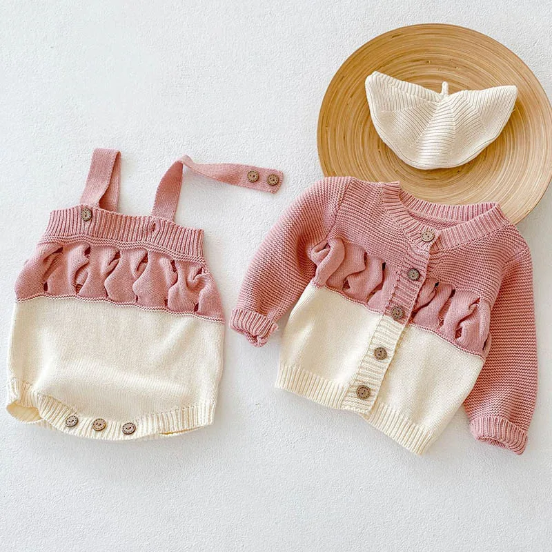 Комплект одежды для маленьких девочек, Осень-зима, одежда для маленьких девочек, комбинированный вязаный свитер, кардиган + комбинезоны
Комплект одежды для маленьких девочек, Осень-зима, одежда для маленьких девочек, комбинированный вязаный свитер, кардиган + комбинезоны